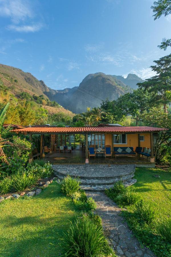 Lake Front Retreat At Los Elementos Santa Cruz La Laguna Exterior photo